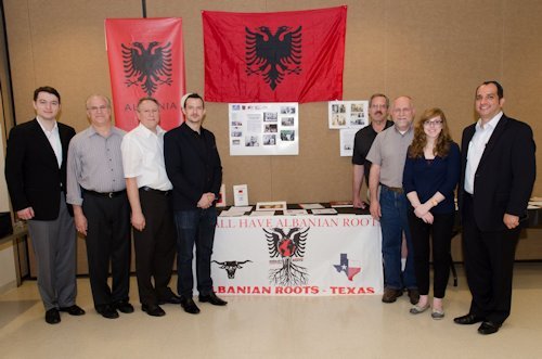 David Duchin - ekspozita, historia e refugjatëve hebrej në Shqipëri