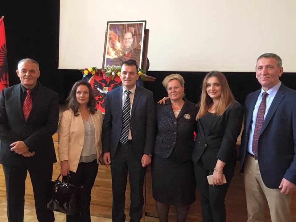 10 vjetori i vdekjes së Rugovës